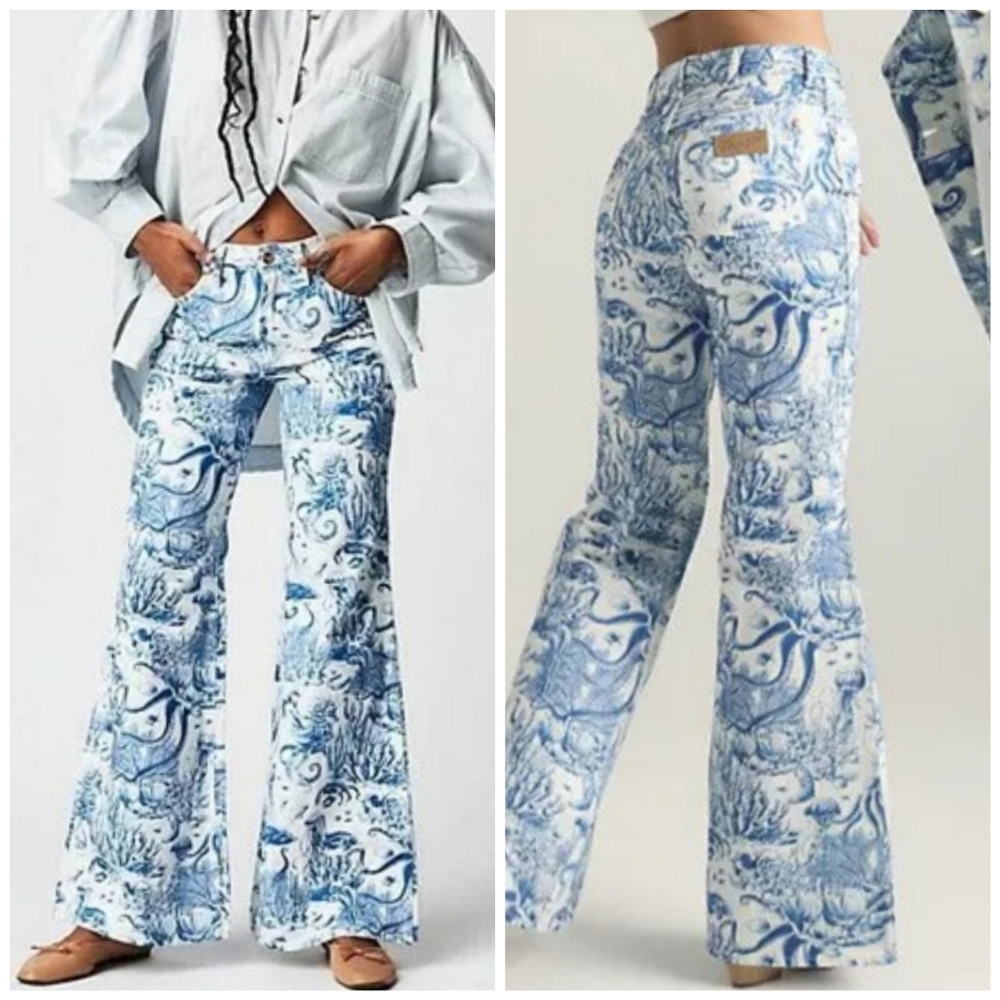 Wrangler Wanderer 622 Western Coastal Cowgirl Seahorse Ocean Flare Jeans Size 28